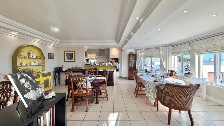 6 Bedroom Property for Sale in Gordons Bay Village Western Cape